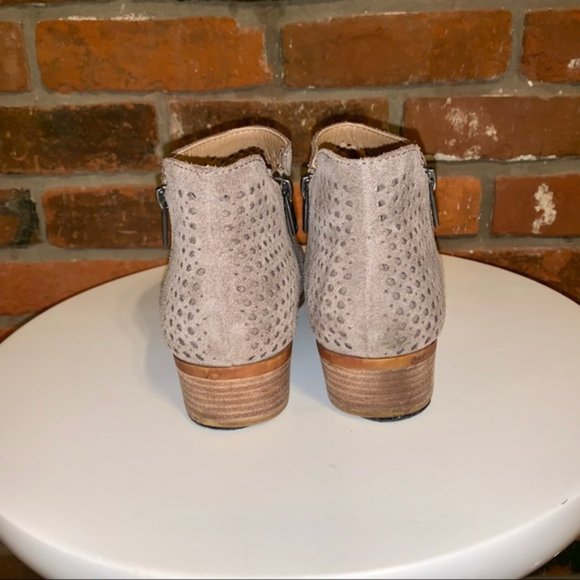 Lucky Brand Suede Perforated Booties Size 8.5 - Picture 2 of 8